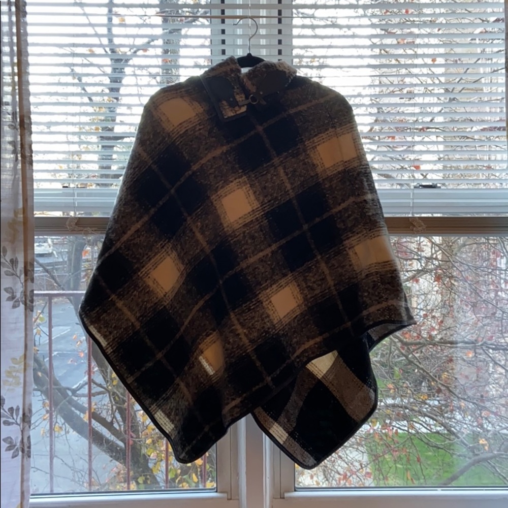 Black and white Plaid Poncho Cape